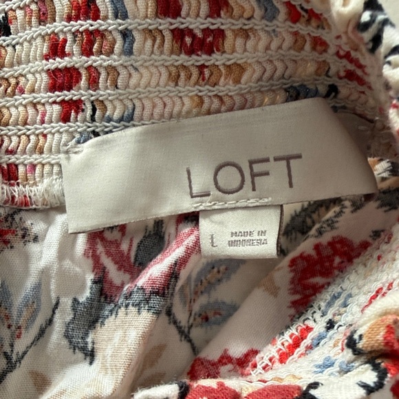 Loft Boho Floral Smocked Yoke Blouse in Cream, Red & Black - Large - Picture 7 of 10